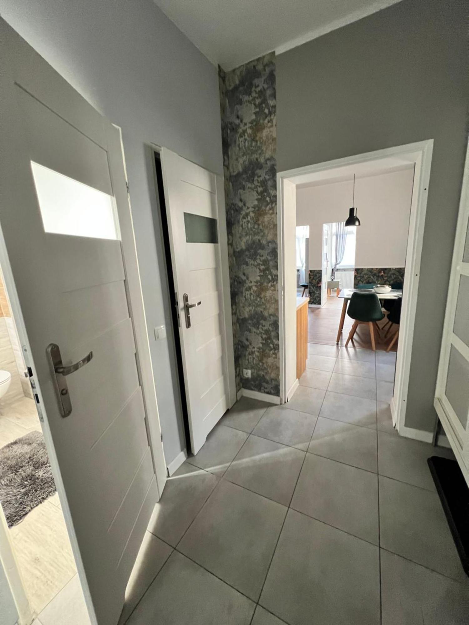 Apartamenty Cieplicka 20A Jelenia Gora Ngoại thất bức ảnh