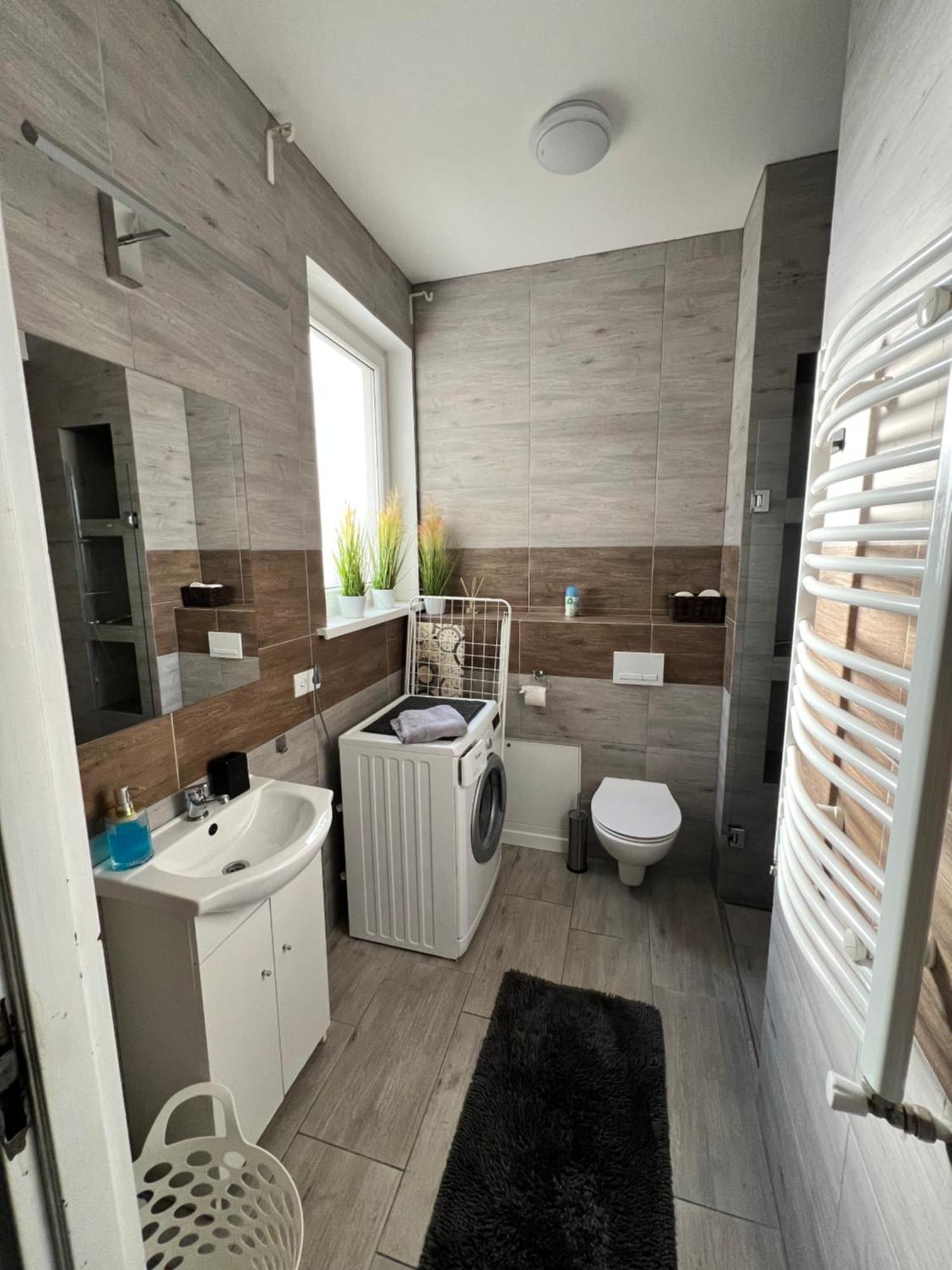 Apartamenty Cieplicka 20A Jelenia Gora Ngoại thất bức ảnh