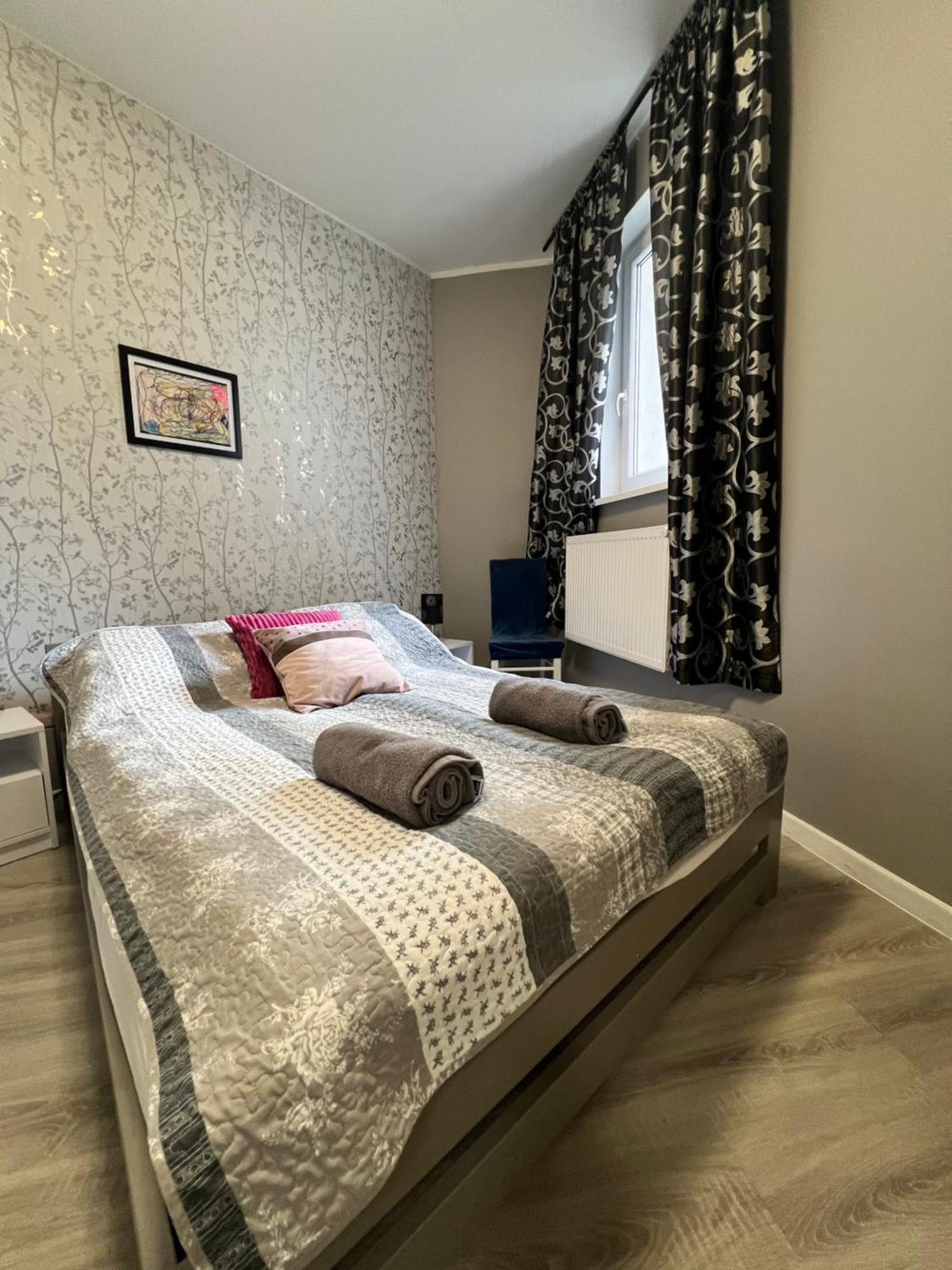 Apartamenty Cieplicka 20A Jelenia Gora Ngoại thất bức ảnh