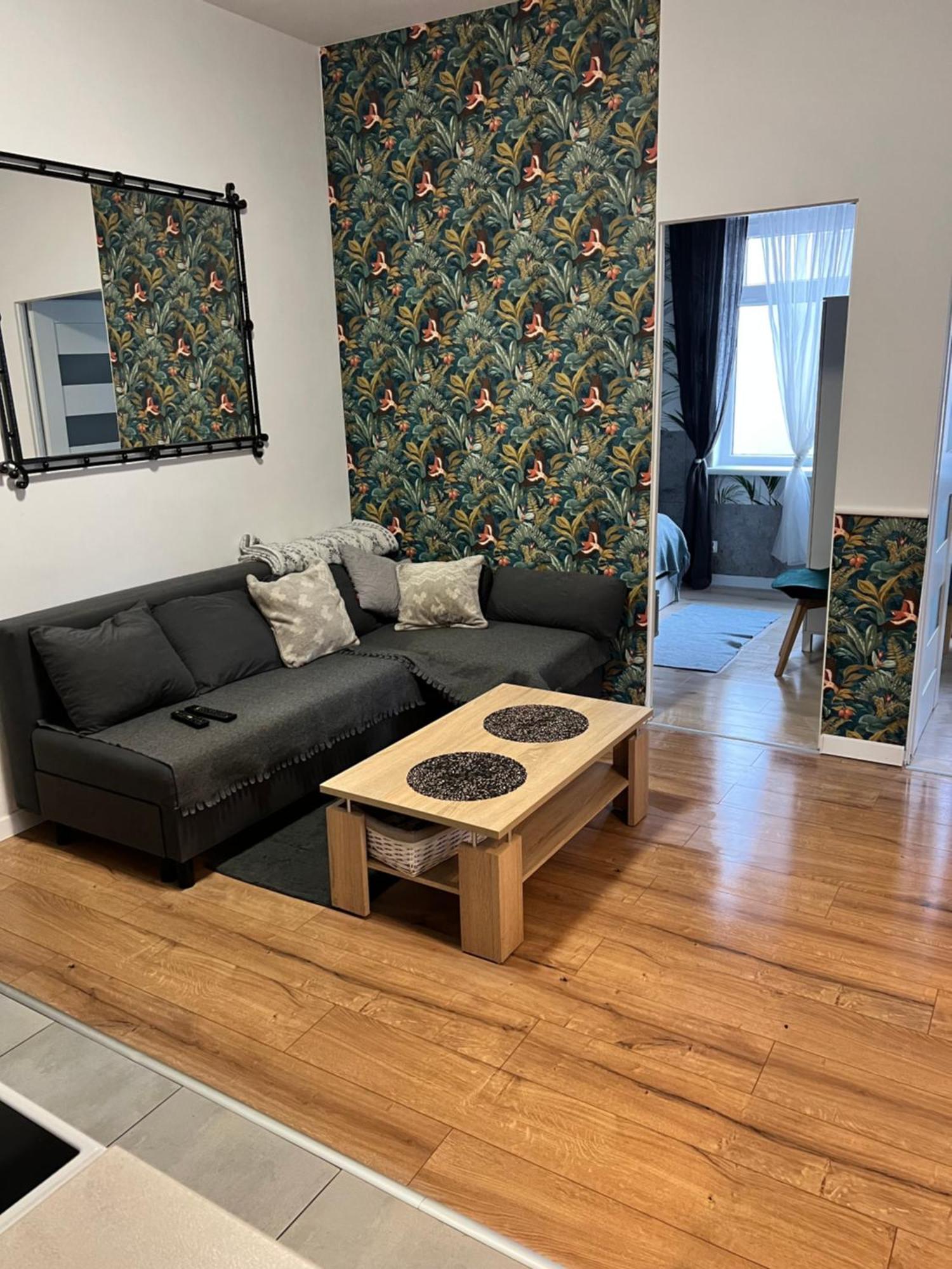 Apartamenty Cieplicka 20A Jelenia Gora Ngoại thất bức ảnh